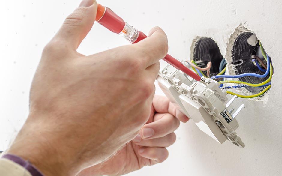 activité électricien Lamorlaye